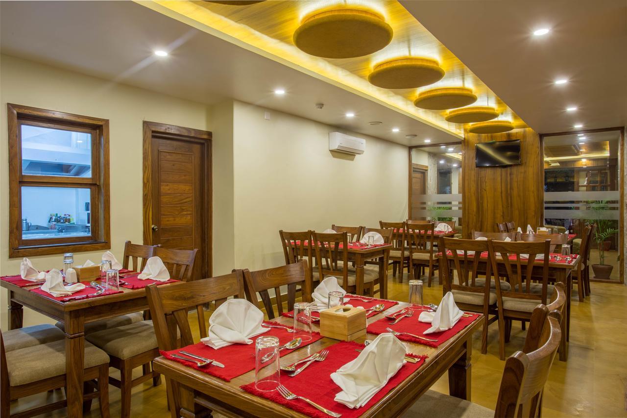 Hotel Portland Pokhara Exterior foto